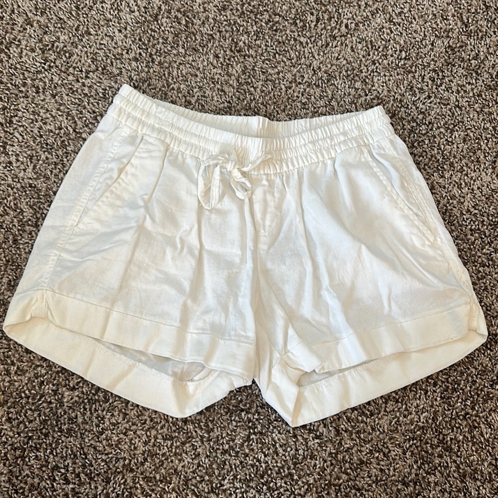 Old Navy Linen shorts